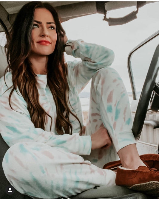 Women's Lounge Set (2pcs Pullover+ Pant) image 1